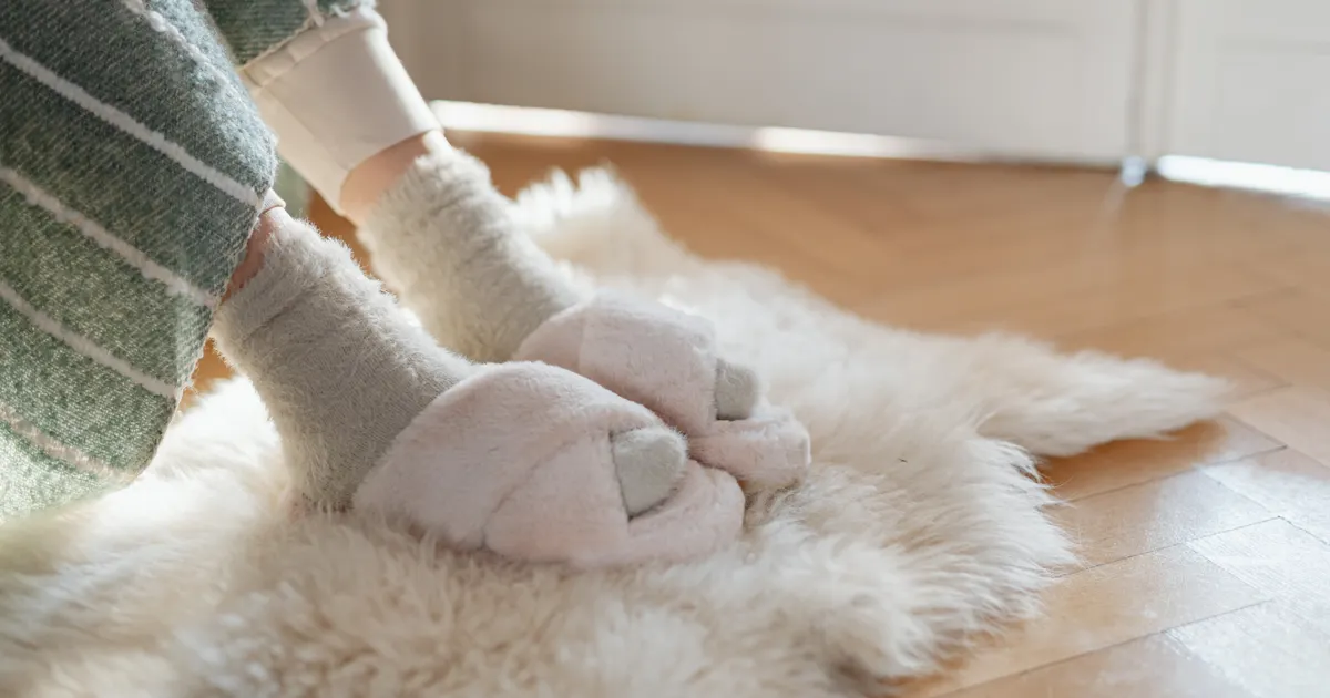 セラミックヒーター 比較 おすすめ 小型 人感センサー 電気代 脱衣所
